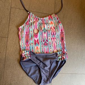 Girls size (10/12) tankini set